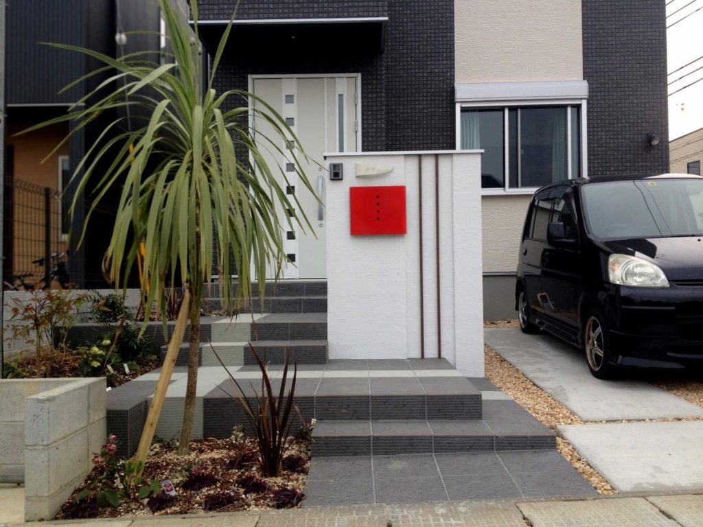 ニオイシュロランで南国の風を取り入れて　大津市