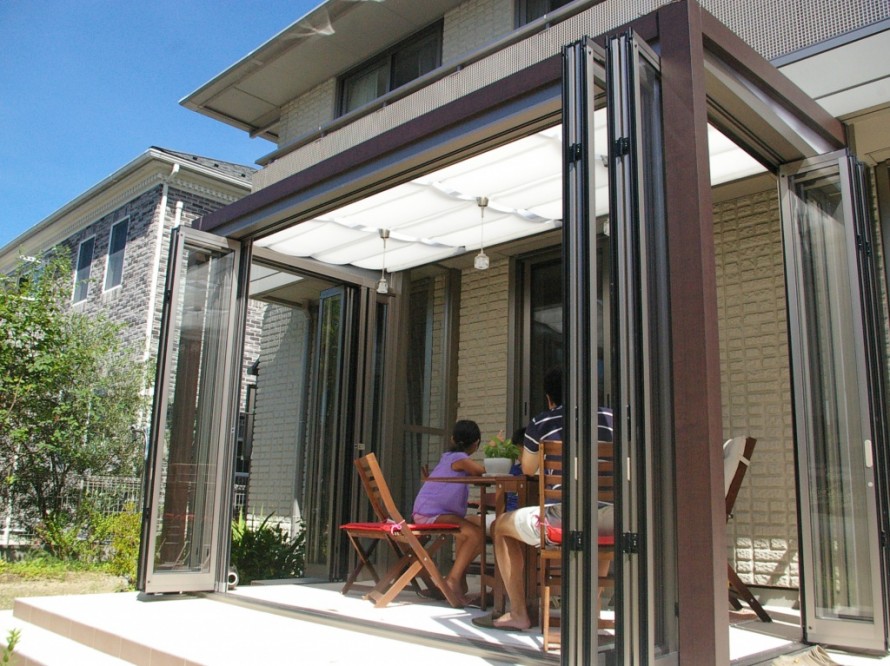 家族でくつろぐガーデンリビングは、楽しい時間も作り出します