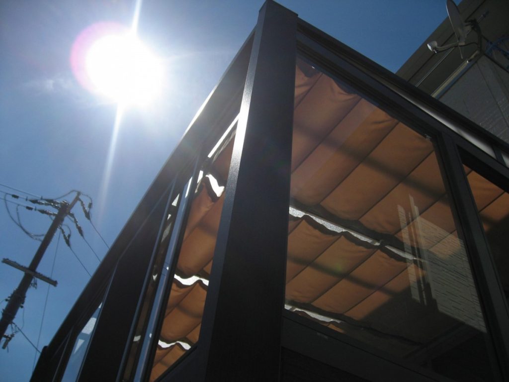 腰壁のガーデンルームで落ち着きのひと時を　大津市