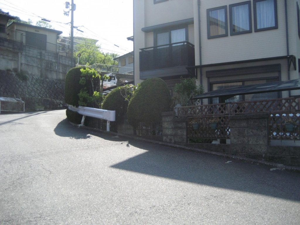 格子フェンスで風と光までもデザイン　大津市