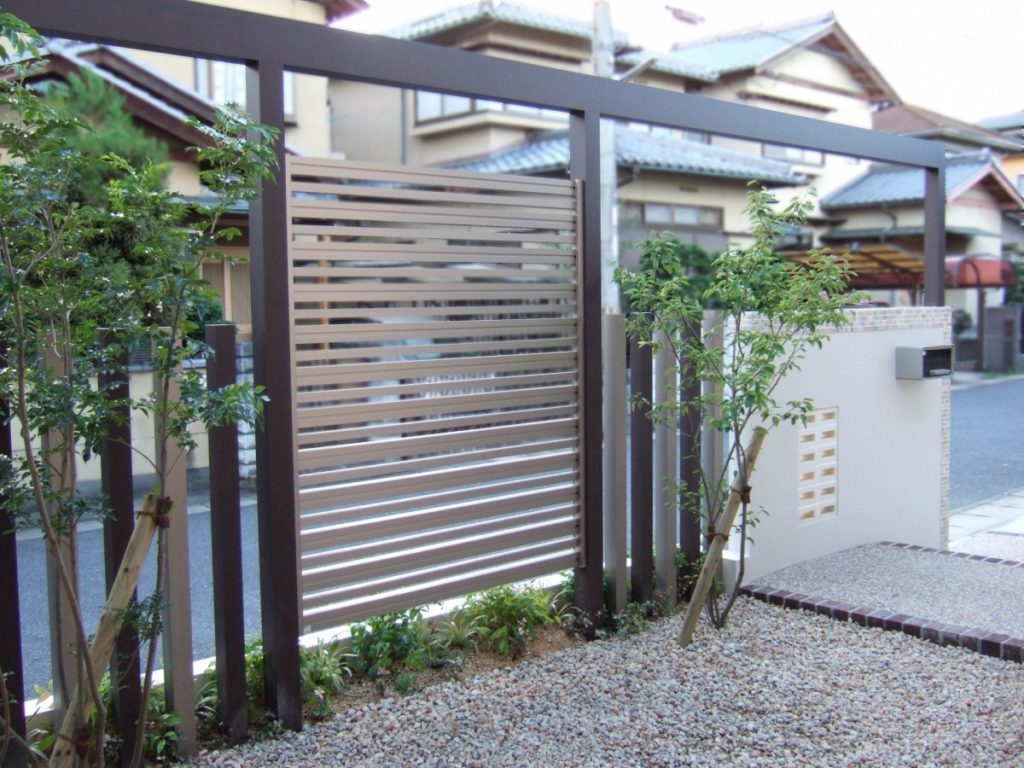 プラスGでつくる個性的な目かくし　大津市