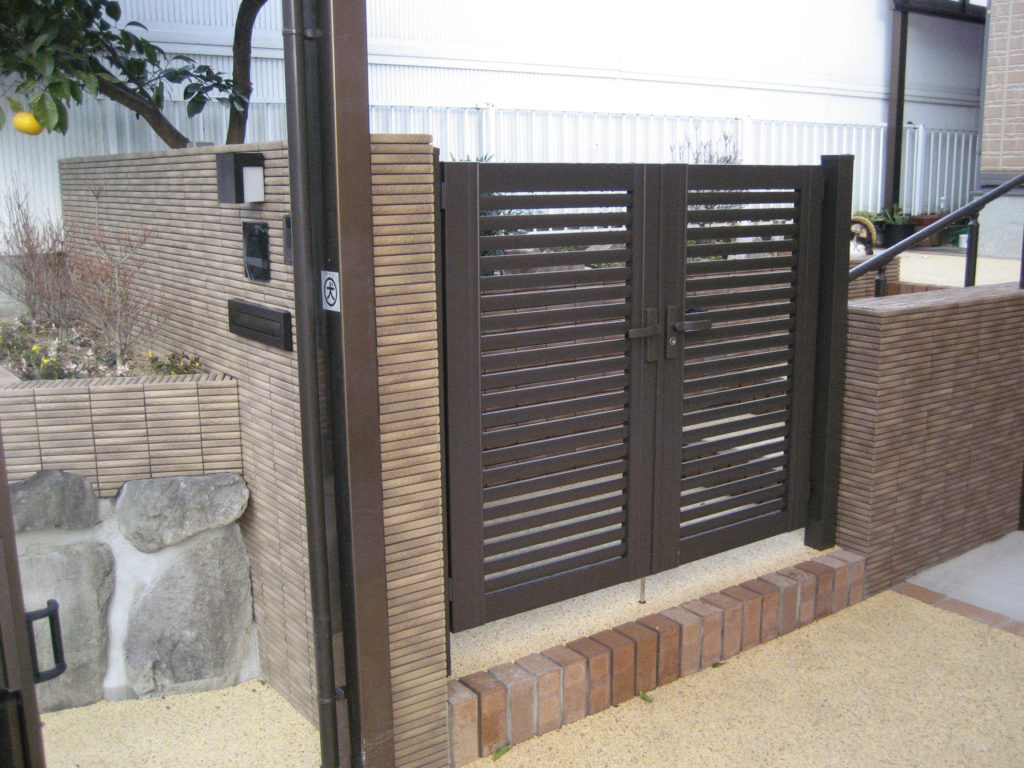 クローズ外構　～既存物を活かして～　大津市