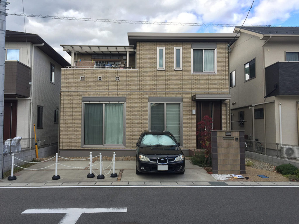 門柱をアルミ一体型に一新　大津市