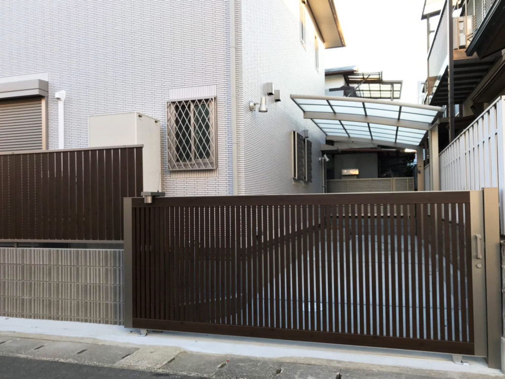 落ち着いた佇まいの建物にナチュラル感をマッチング　京都市