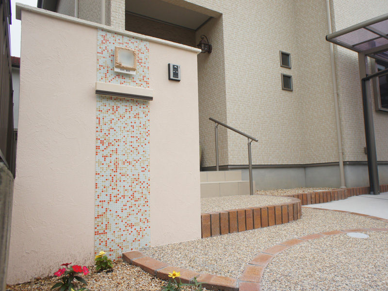 エクステリアで使用されるタイルの種類について 京阪グリーン 滋賀 京都 大阪のエクステリア ガーデン 外構工事