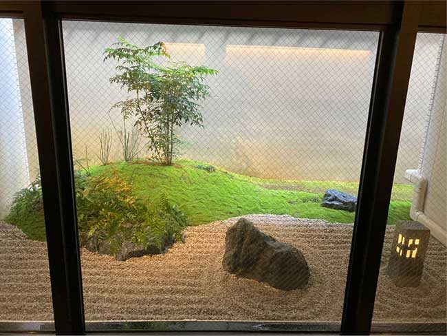 人工苔を使った坪庭