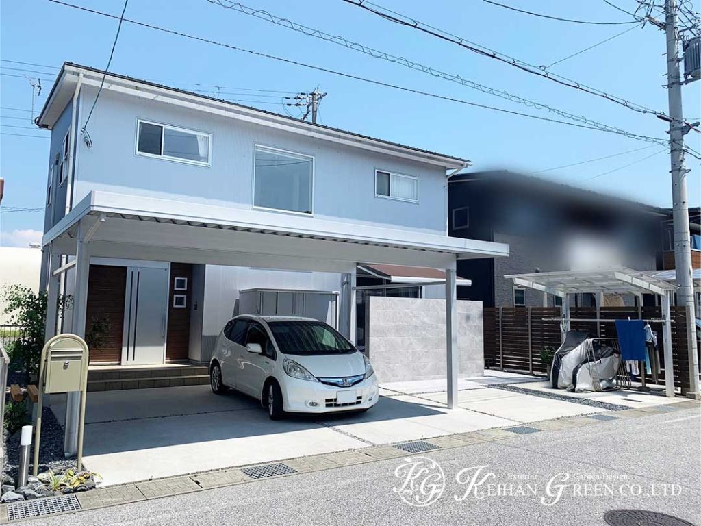 流紋柄がおしゃれなタイルを使ったナチュラルモダン外構　長浜市