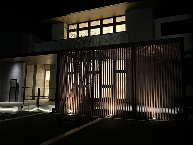 ◇新品！！◇コスパクリエーション◇ベッド◇クイーン◇大阪兵庫京都奈良滋賀和歌山◇ 気になったホテルの番号(①〜⑦)コメントで入力するとホテルの詳細が