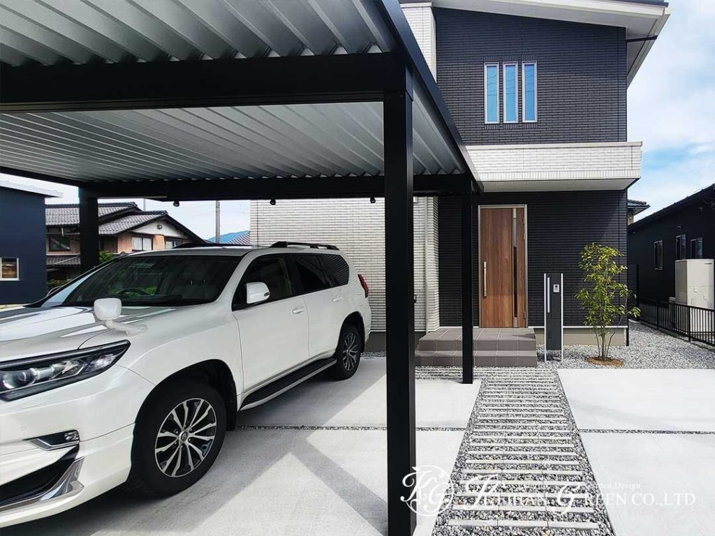 家と調和する、スマートで快適なオープン外構　東近江市