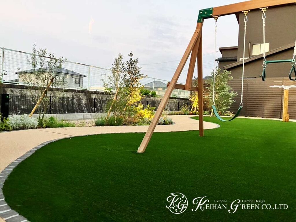 家族みんなが楽しめる、安心・快適なお庭空間　守山市