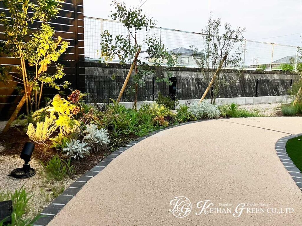 家族みんなが楽しめる、安心・快適なお庭空間　守山市