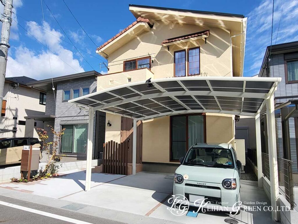 木調アクセントで住まいになじむ、やさしい門まわり　大津市