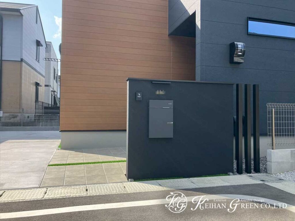 シンプルさの中に使いやすさを詰め込んだ駐車まわり　栗東市