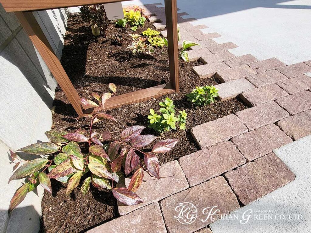 木調アクセントで住まいになじむ、やさしい門まわり　大津市