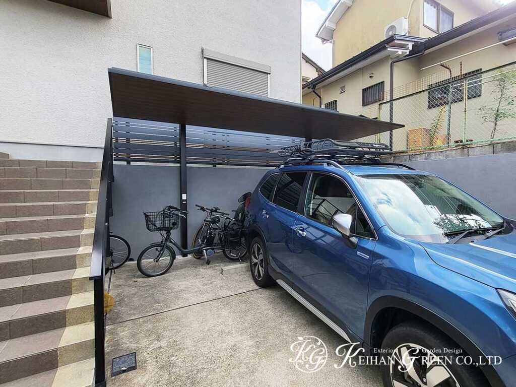 目隠しフェンスで囲う、プライバシー重視のくつろぎスペース　京都市