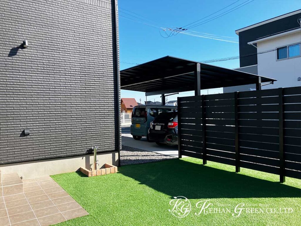 見せるファサードとくつろぎの庭を両立した外まわり　近江八幡市