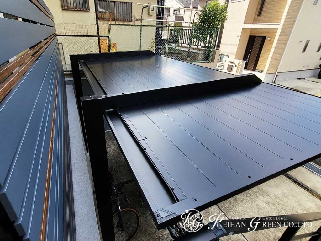 目隠しフェンスで囲う、プライバシー重視のくつろぎスペース　京都市