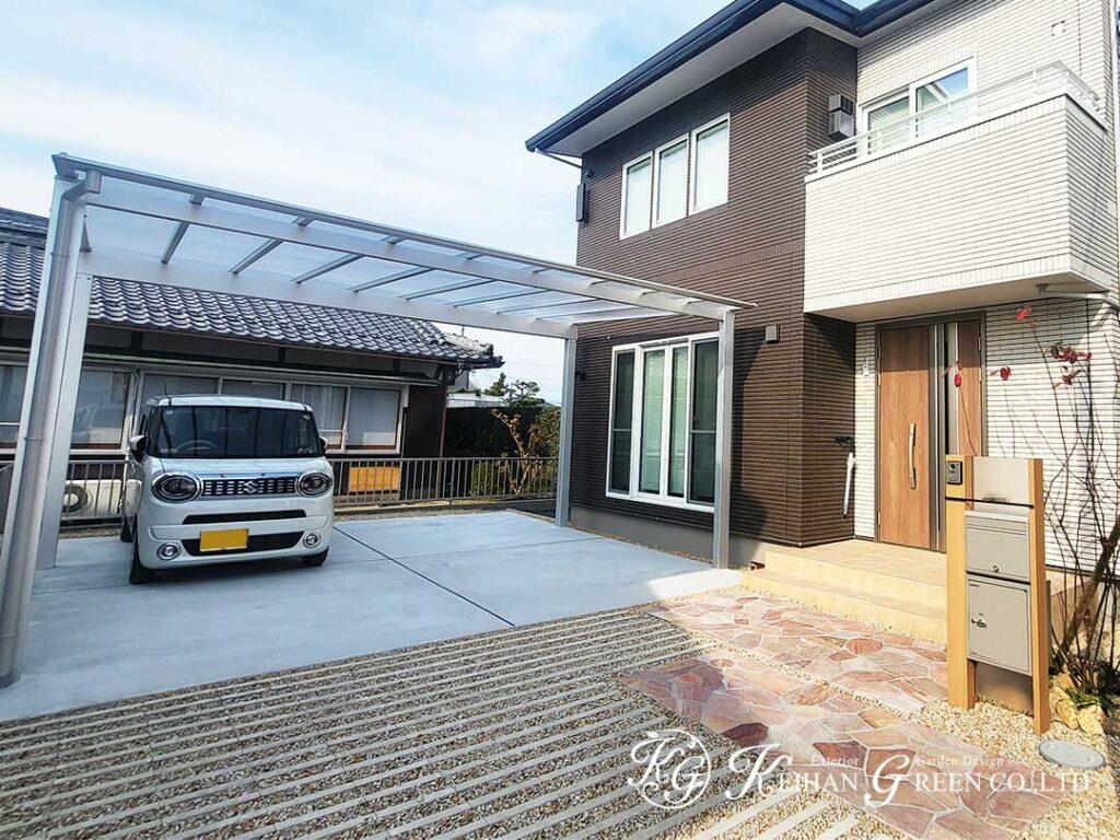 透明感と石の質感でまとめる新築外構　守山市