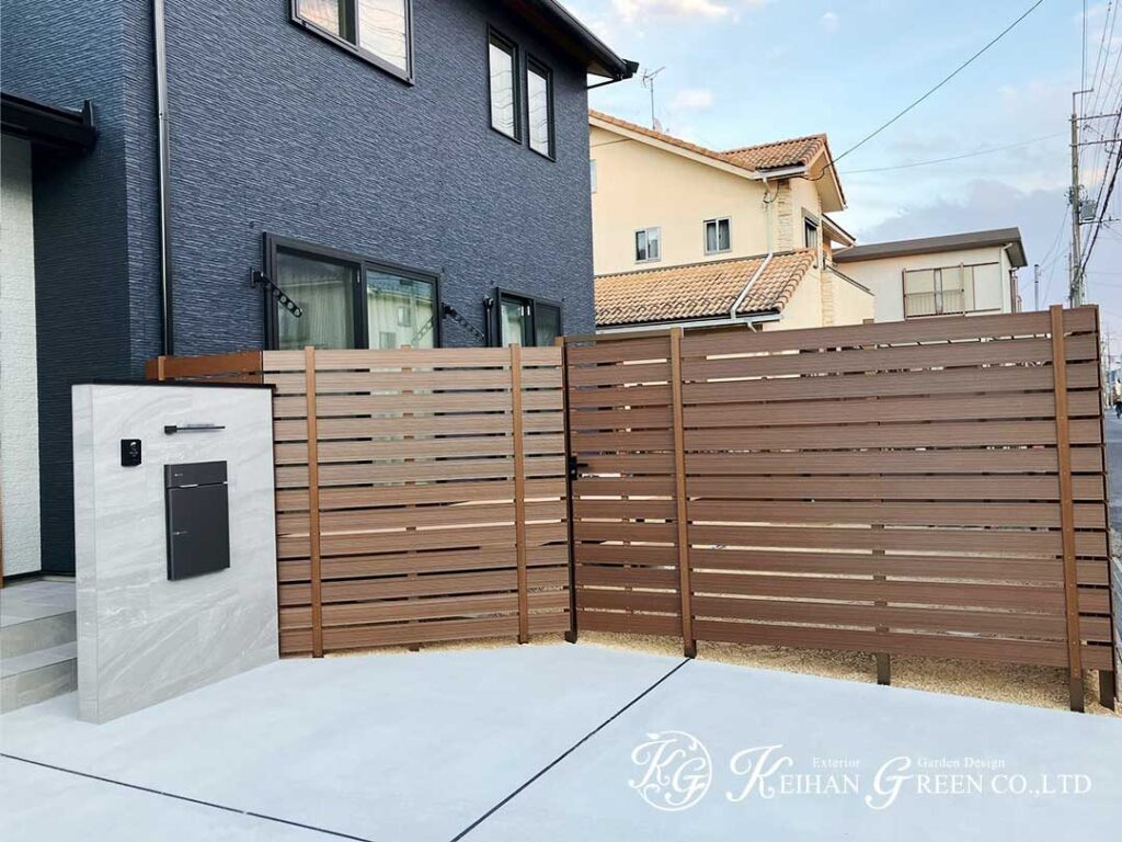 目隠しも動線も、すっきりまとめた新築外構　守山市