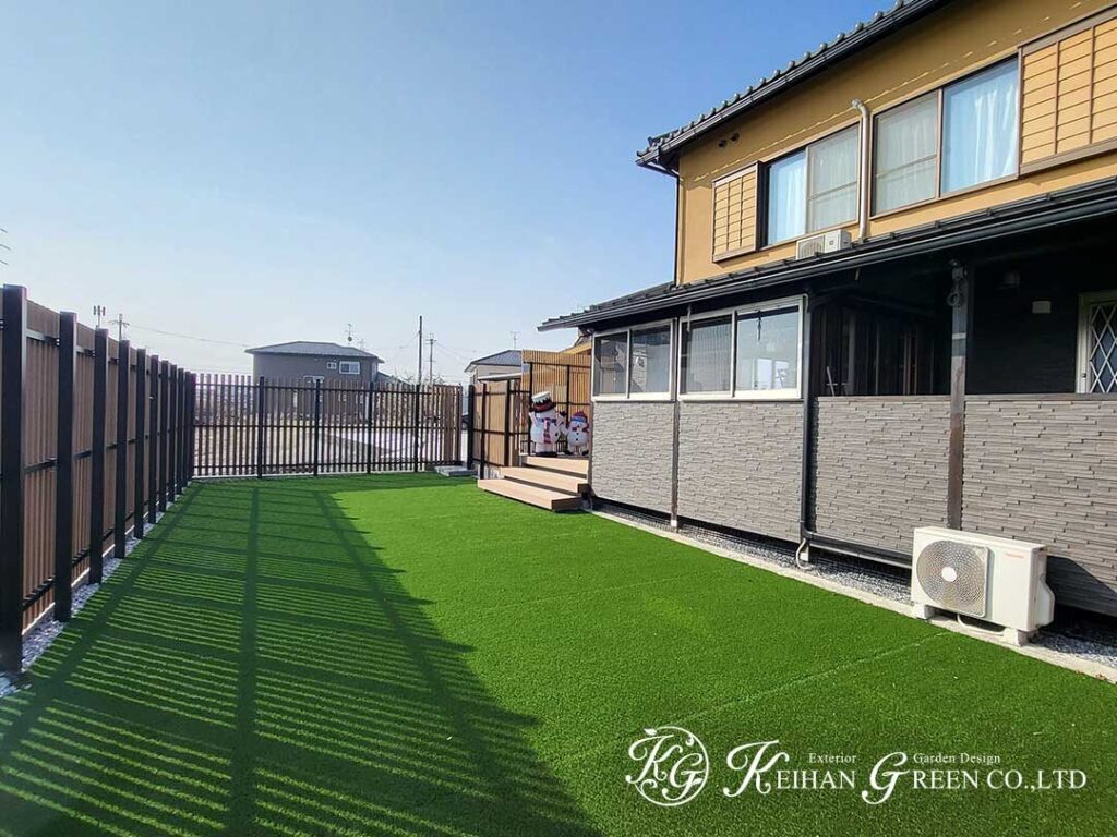 すっきり動けるカースペースと庭まわり　豊郷町