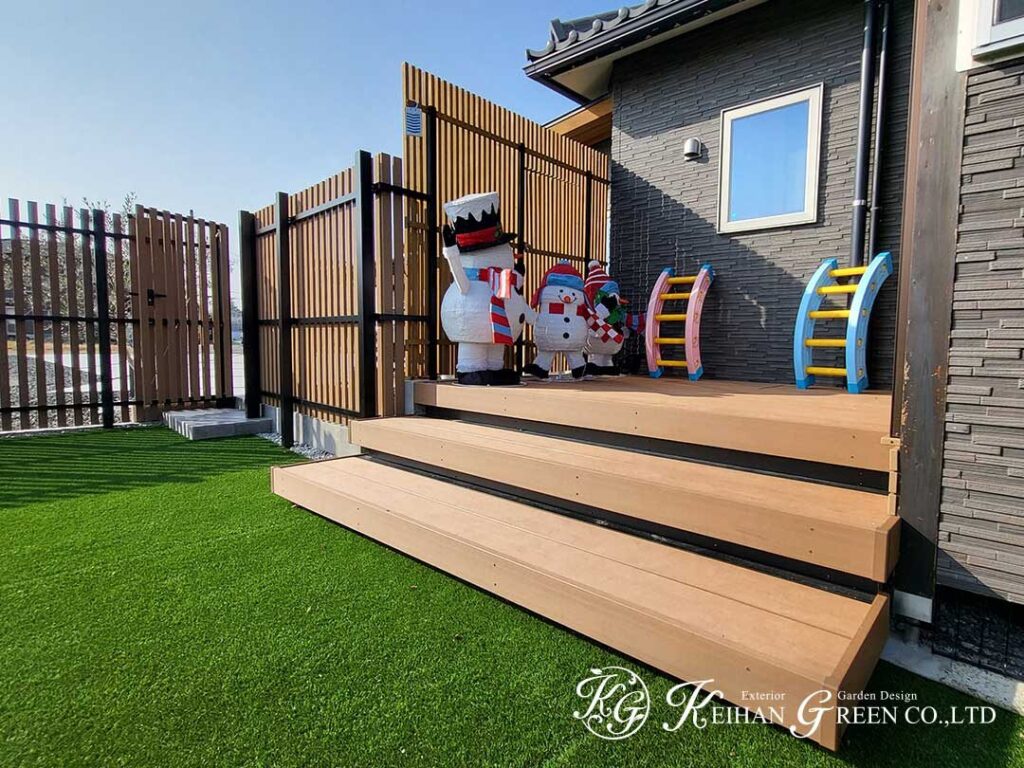 すっきり動けるカースペースと庭まわり　豊郷町