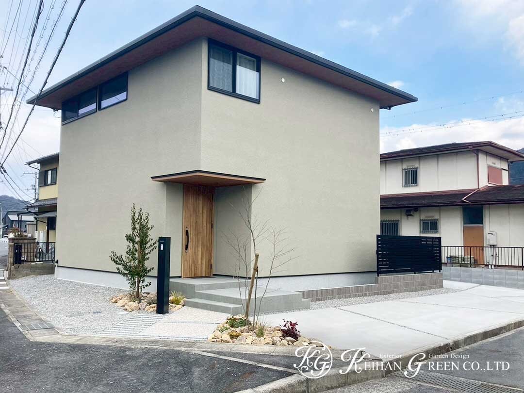 余白が心地よい、整った外まわり　野洲市