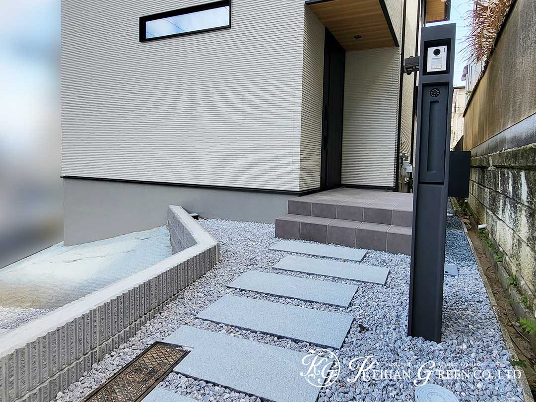 建物に調和する、落ち着いた外構デザイン　大津市