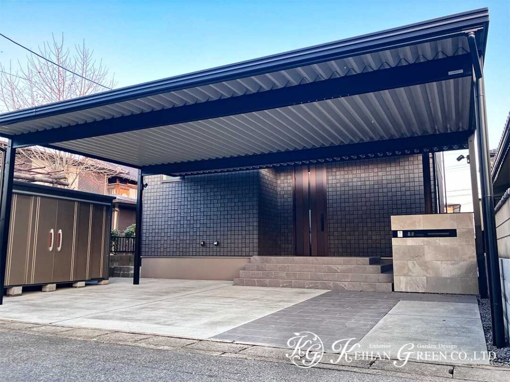 ブラックで引き締めた落ち着きのあるモダン外構　彦根市