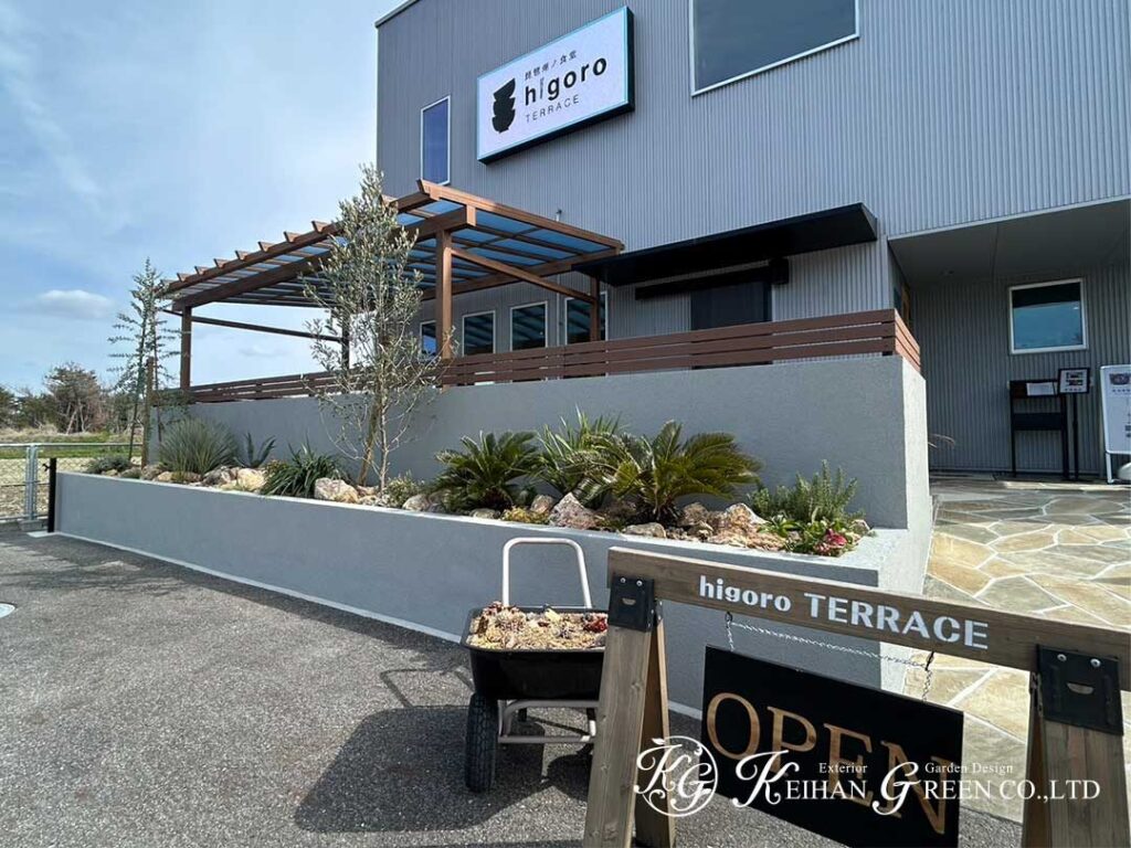 お店の魅力を引き出し、外とつながる心地よい場所づくり　近江八幡市