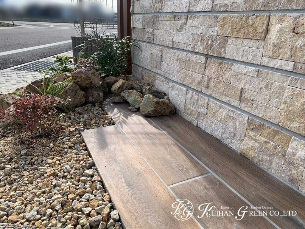 素材の組み合わせで魅せる、やさしいファサード　長浜市