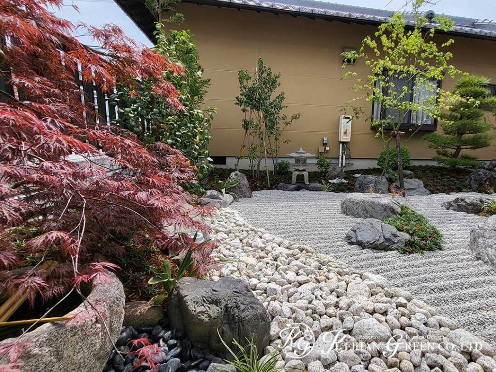 自然の流れを感じる癒しの和庭　草津市