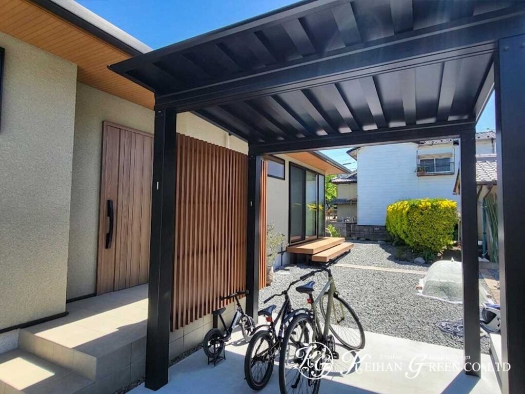 平屋の広がりを引き立てるすっきりデザイン　亀岡市