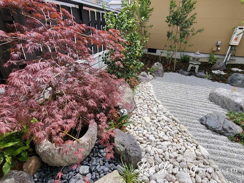 自然の流れを感じる癒しの和庭　草津市