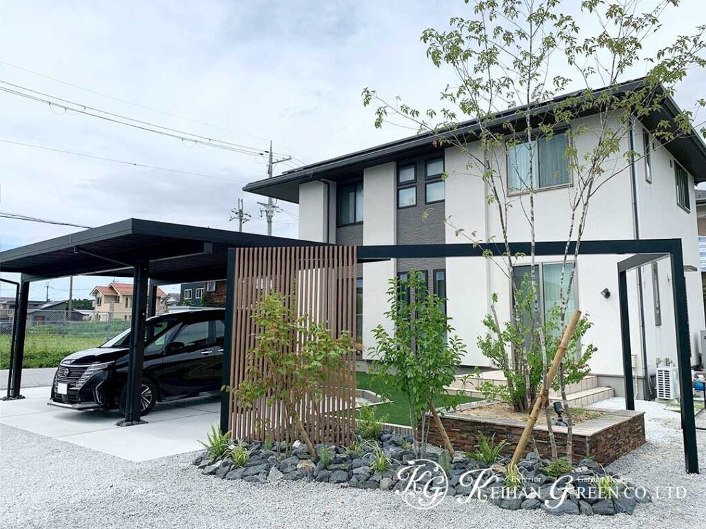 車まわりから庭まで心地よく整えた住まい　米原市