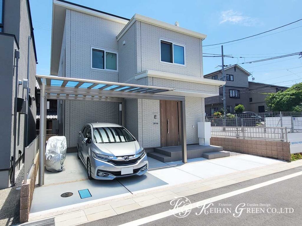 フレーム延長で叶える、使いやすい駐車スペース　大津市