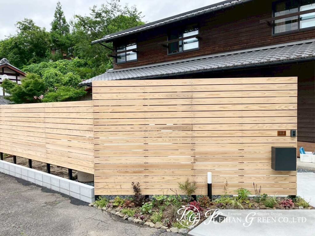 木のぬくもりと安心感をプラスした外構リフォーム　京都市