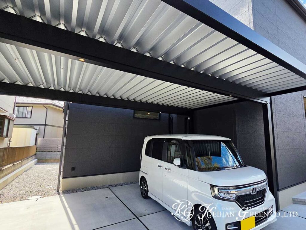 ブラック×グレーで魅せる、洗練された住まいの外まわり　彦根市